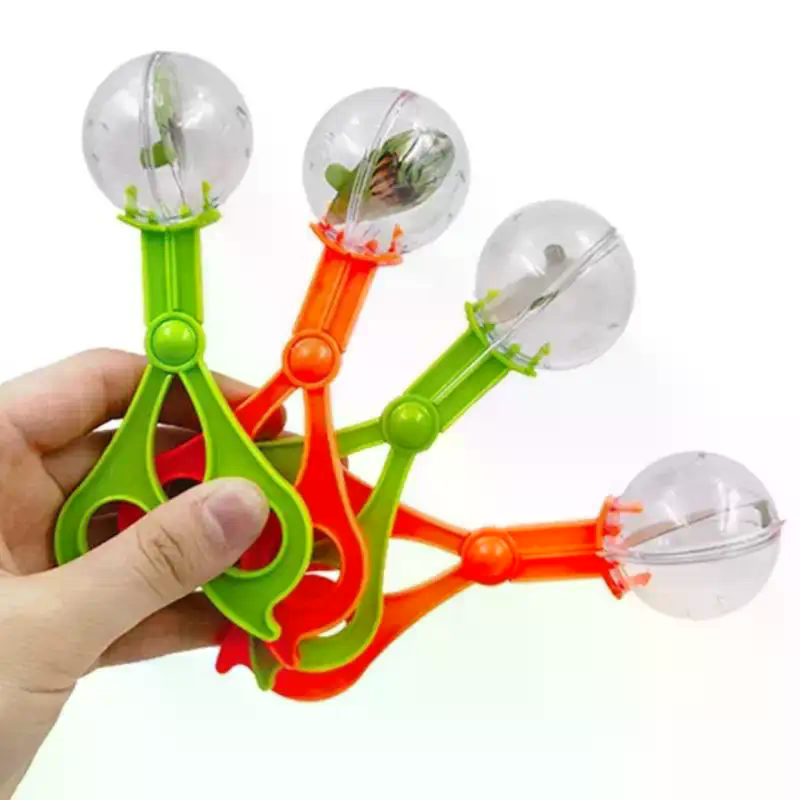 Outdoor Camping Activities For Kids - 子供用教育用虫取りはさみセット - キャンプやアウトドア活動用のプラスチッククリップ 1個