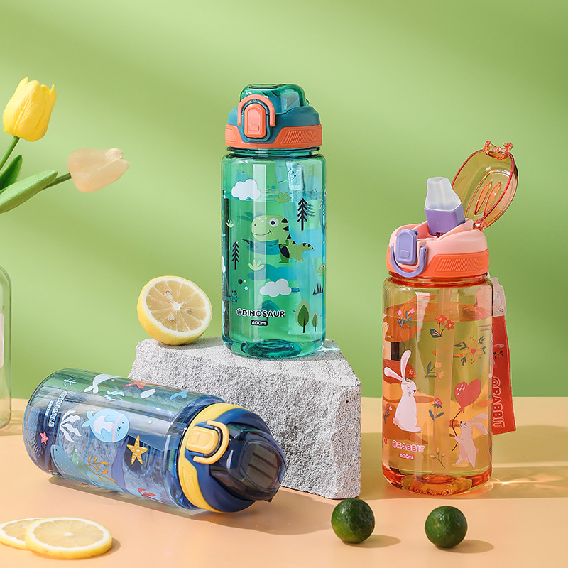600ml 漫画動物柄水筒 ポータブル安全ロック付きストロー - Outdoor Camping Water Jug のレビューと価格